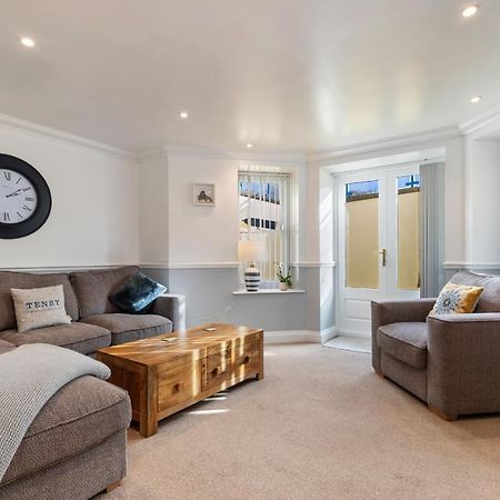 3 South Beach Court - Cosy Seafront Apartment Tenby Εξωτερικό φωτογραφία