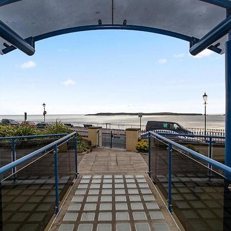 3 South Beach Court - Cosy Seafront Apartment Tenby Εξωτερικό φωτογραφία