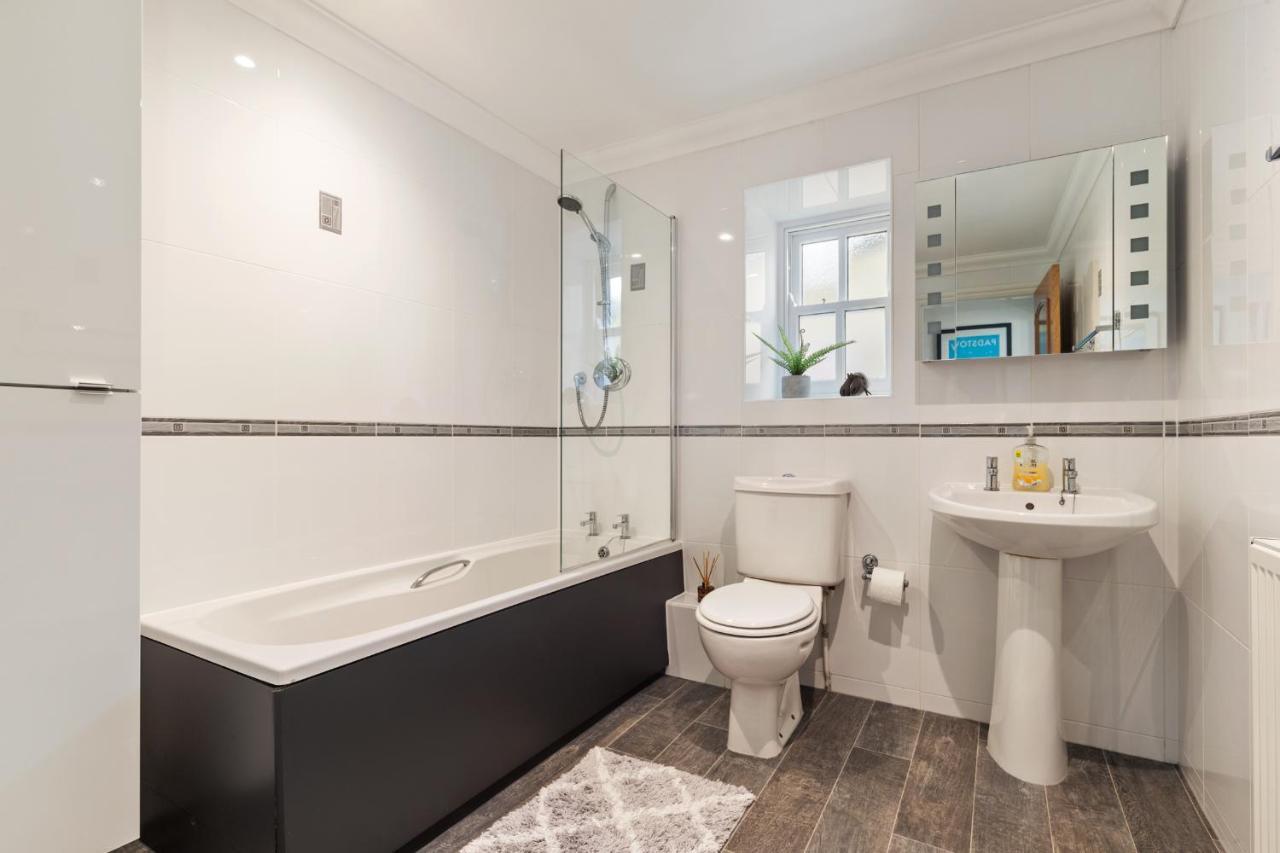 3 South Beach Court - Cosy Seafront Apartment Tenby Εξωτερικό φωτογραφία