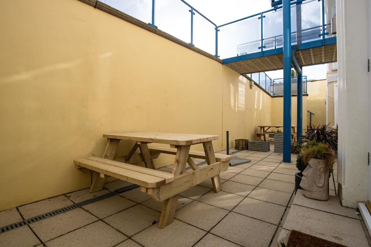 3 South Beach Court - Cosy Seafront Apartment Tenby Εξωτερικό φωτογραφία