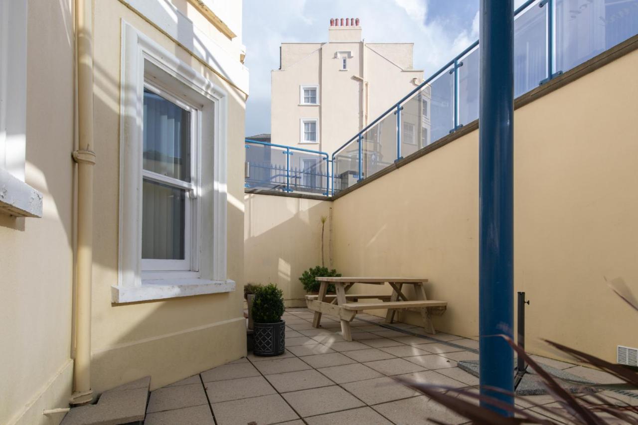 3 South Beach Court - Cosy Seafront Apartment Tenby Εξωτερικό φωτογραφία
